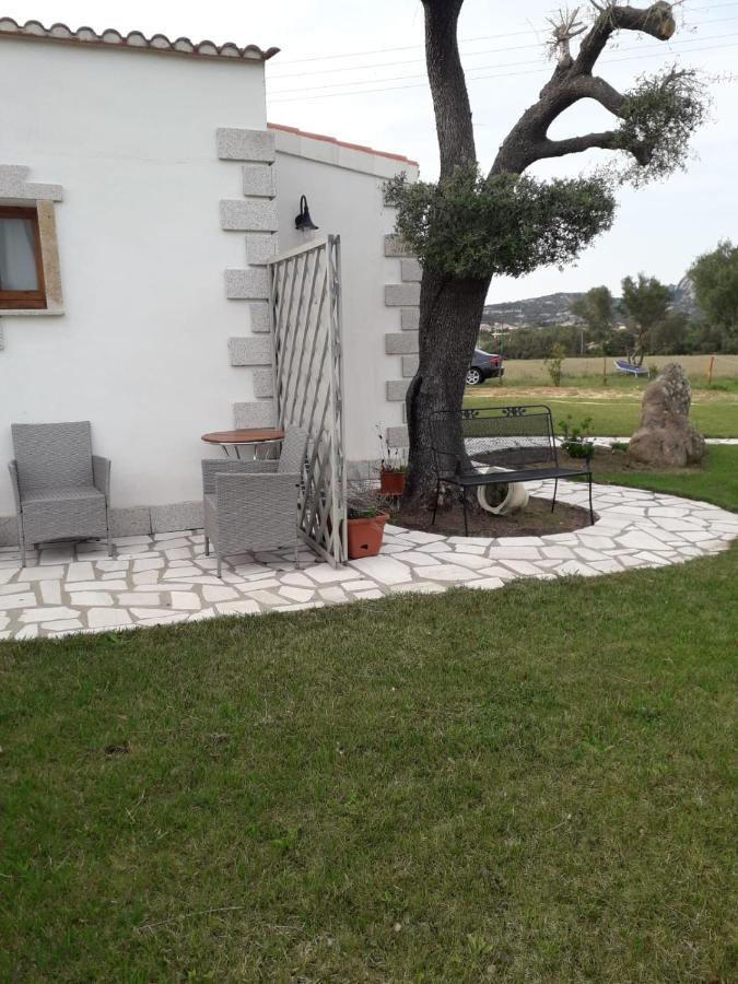 Lu Antu Alloggi Agrituristici Arzachena Luaran gambar