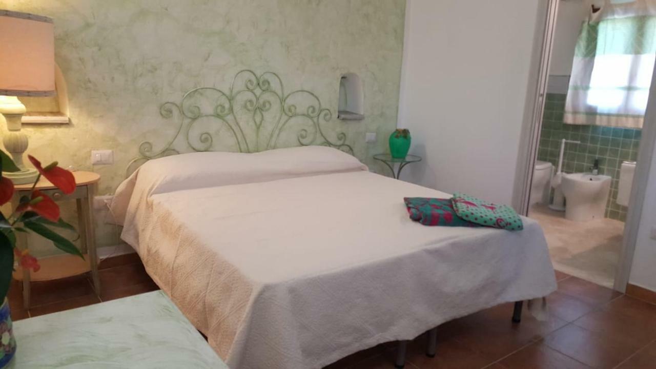 Lu Antu Alloggi Agrituristici Arzachena Luaran gambar